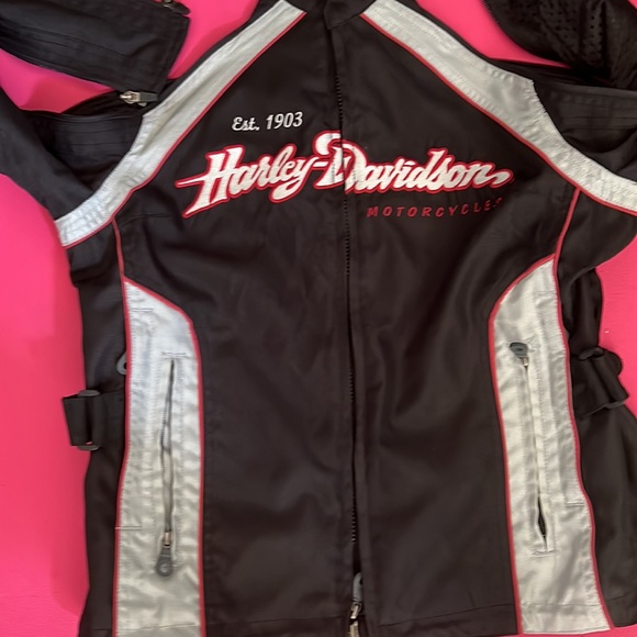 Harley Davidson Riding Jacket which incl. protection that can be added. - Picture 6 of 8